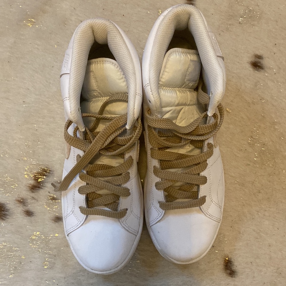 GUC NIKE SIZE 9 - Picture 12 of 12